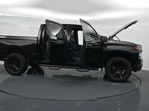 Used 2022 Chevrolet Silverado 1500 Custom Trail Boss w/ Midnight Edition AWD/4WD image 41