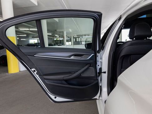 Certified 2023 BMW 530i w/ M Sport Package image 21