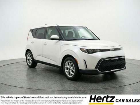 Used 2025 Kia Soul LX w/ LX Technology Package FWD image 1
