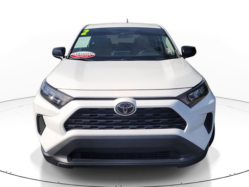 Certified 2022 Toyota RAV4 LE image 2