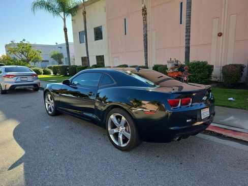 Used 2010 Chevrolet Camaro SS w/ RS Package image 3