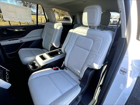 New 2026 Lincoln Aviator Reserve image 10