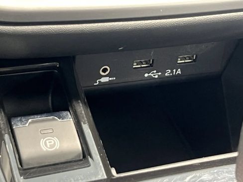 Used 2022 Subaru Outback Limited AWD/4WD image 51