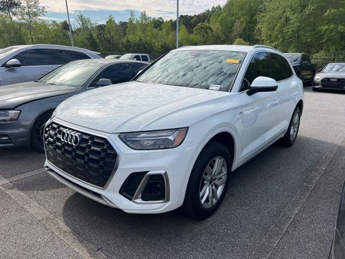 Used 2024 Audi Q5 2.0T Premium image 1