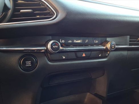 Used 2024 MAZDA CX-30 AWD 2.5 S w/ Premium Package image 13