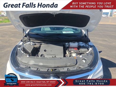 Used 2024 Buick Enclave Essence w/ Experience Buick Package AWD/4WD image 9