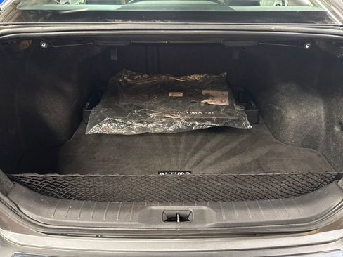 Used 2022 Nissan Altima 2.5 SR w/ Midnight Edition Package image 24