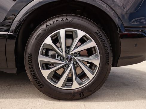 New 2027 Audi Q6 e-tron Premium AWD/4WD image 13