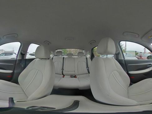 Used 2025 Hyundai Sonata SEL FWD image 43