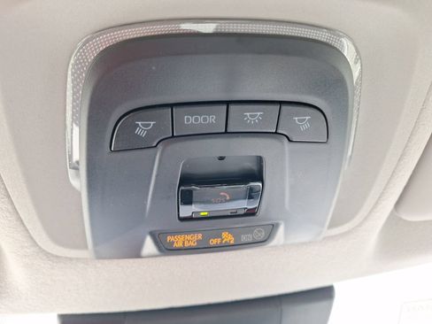 Used 2024 Toyota Corolla Cross L FWD image 27