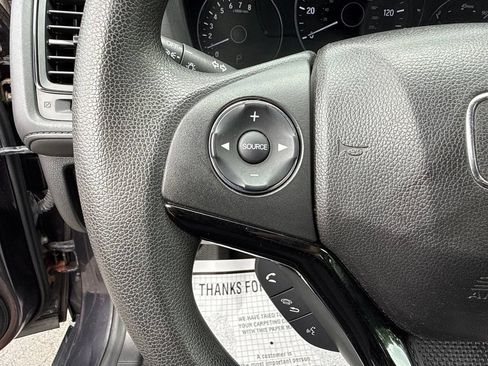 Used 2017 Honda HR-V LX image 26