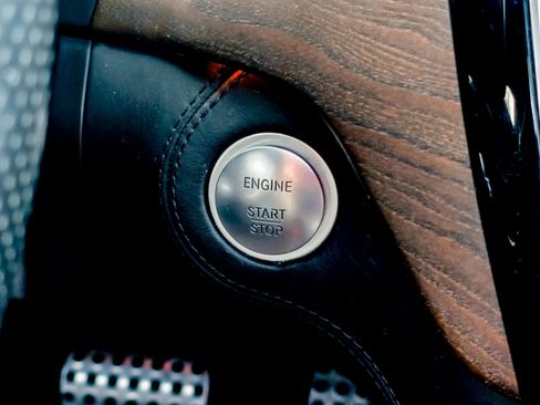 Used 2017 Mercedes-Benz GLS 63 AMG 4MATIC image 50