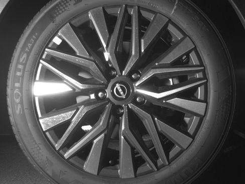 Used 2026 Nissan Altima 2.5 SV FWD image 16
