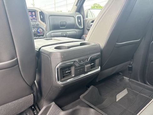 Used 2020 Chevrolet Silverado 1500 High Country w/ Technology Package AWD/4WD image 12