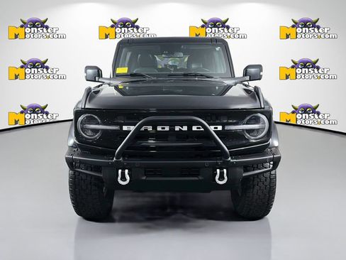 Used 2024 Ford Bronco Outer Banks AWD/4WD image 2