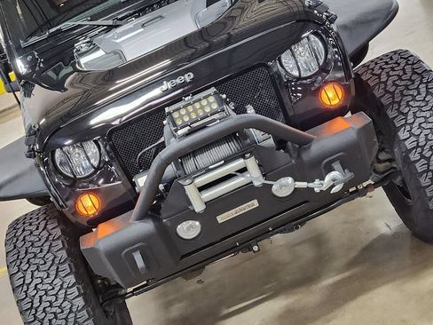 Used 2016 Jeep Wrangler Sport w/ Quick Order Package 24S AWD/4WD image 19