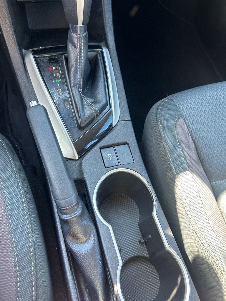 Used 2019 Toyota Corolla LE FWD image 13
