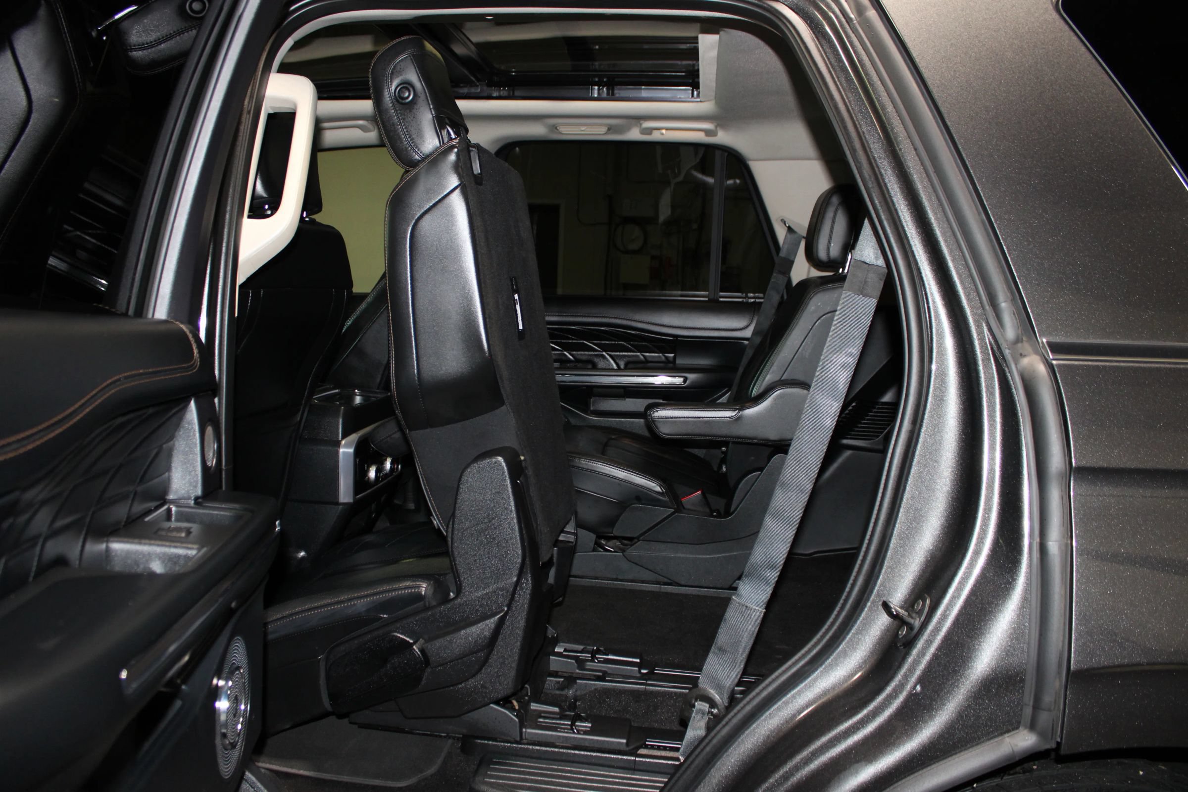 Used 2020 Ford Expedition Platinum RWD image 36