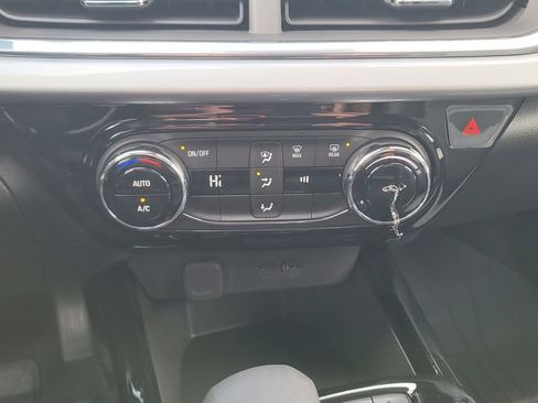 New 2026 Chevrolet Trax LT image 21