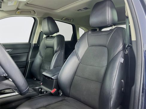 Used 2017 MAZDA CX-5 Touring w/ Preferred Equipment Package image 4