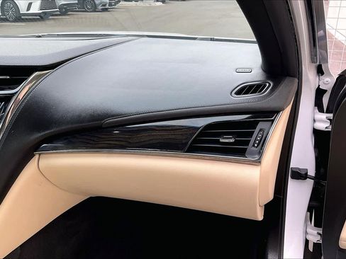 Used 2019 Cadillac CTS Luxury image 17