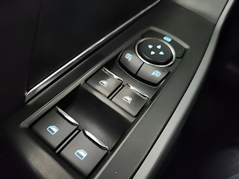 Certified 2022 Ford F150 XLT w/ Equipment Group 302A High image 15