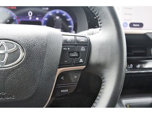 Used 2023 Toyota Crown AWD/4WD image 24
