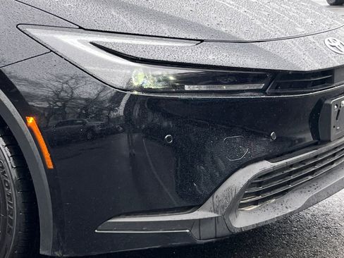 Used 2024 Toyota Prius LE image 7