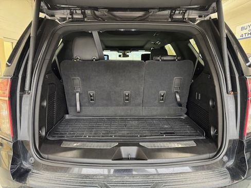 Used 2021 Chevrolet Tahoe Z71 w/ Rear Media and Nav Package image 13