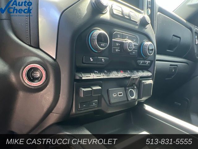 Used 2020 Chevrolet Silverado 1500 LT Trail Boss w/ Midnight Edition AWD/4WD image 10