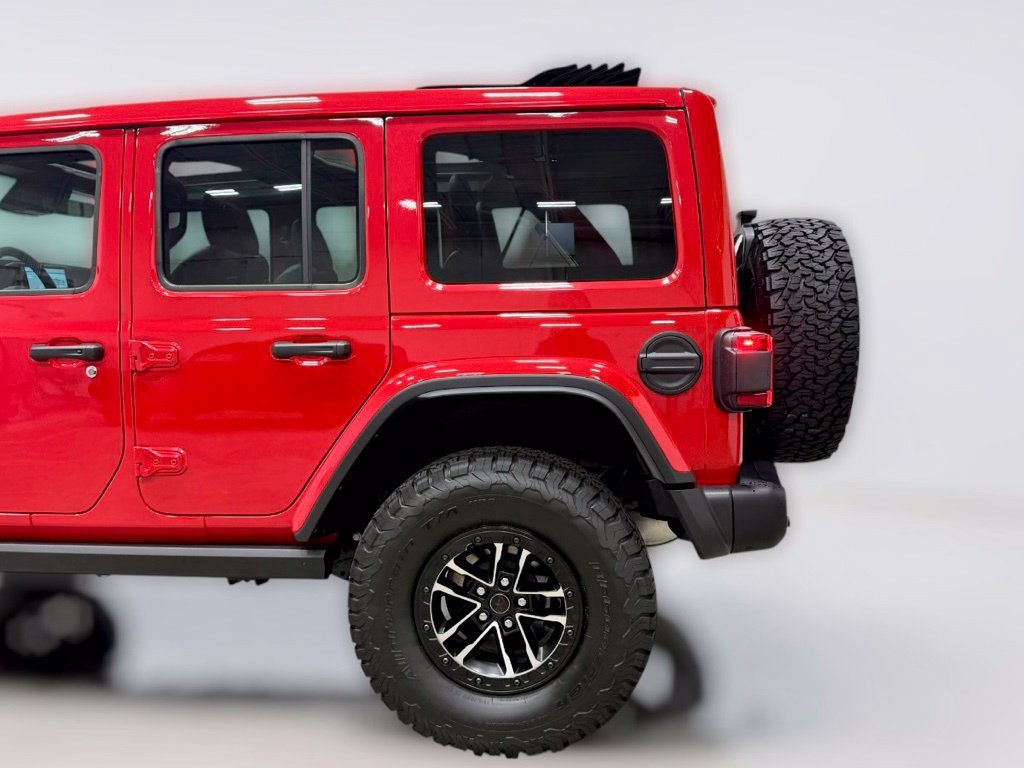 Used 2026 Jeep Wrangler Unlimited Rubicon AWD/4WD image 16