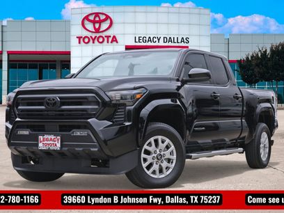 Used 2025 Toyota Tacoma SR5