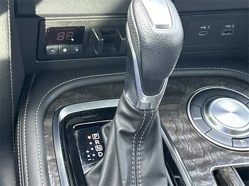 Used 2024 Nissan Armada Platinum w/ Captain's Chairs Package image 38