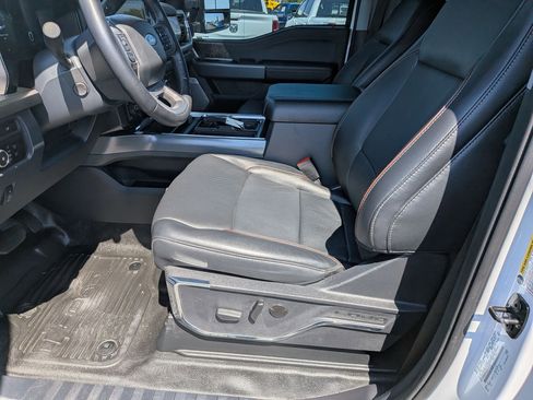 Used 2024 Ford F250 Lariat w/ Lariat Ultimate Package AWD/4WD image 13