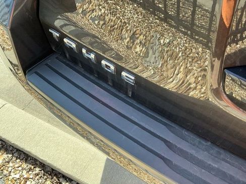 Used 2017 Chevrolet Tahoe LT image 8