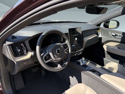 New 2026 Volvo XC60 B5 Core w/ Climate Package image 4