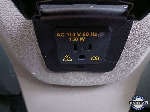 Used 2017 Ford Escape Titanium image 41