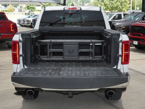Used 2025 RAM 1500 Limited w/ Off Road Group AWD/4WD image 39