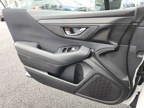 Certified 2025 Subaru Outback Premium w/ Popular Package #1A image 24