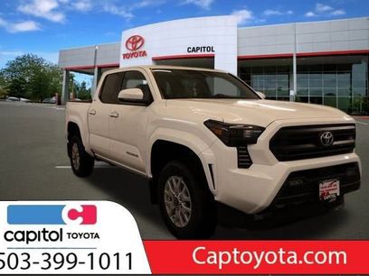 New 2025 Toyota Tacoma SR5