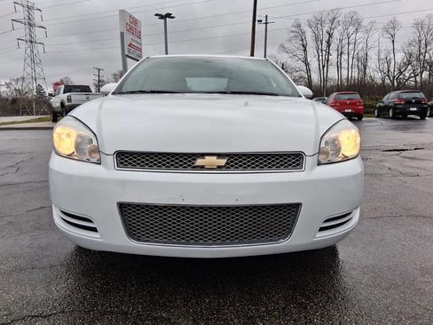 Used 2015 Chevrolet Impala Limited LS image 2