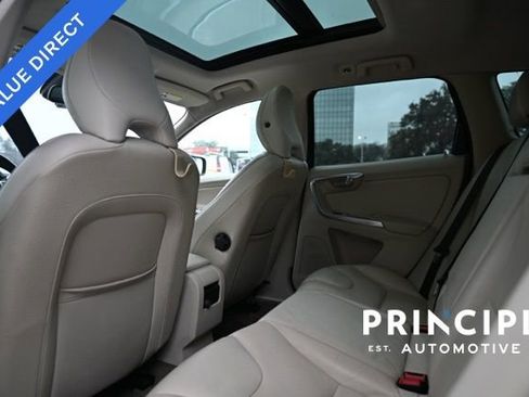 Used 2014 Volvo XC60 T6 image 25