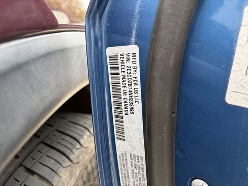 Used 2022 Dodge Challenger R/T w/ Plus Package image 6