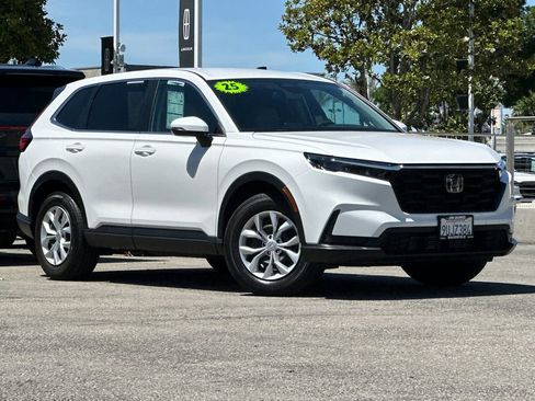 Used 2025 Honda CR-V LX image 1