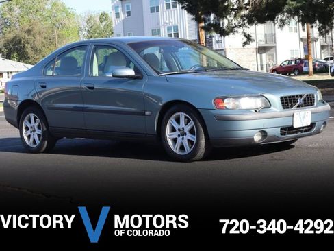 Used 2004 Volvo S60 2.5T AWD/4WD image 1