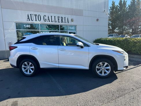Used 2017 Lexus RX 350 AWD image 4