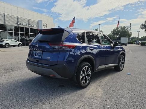 Certified 2022 Nissan Rogue SV FWD image 8