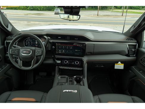 New 2026 GMC Sierra 2500 AT4 w/ AT4 Premium Plus Package AWD/4WD image 35