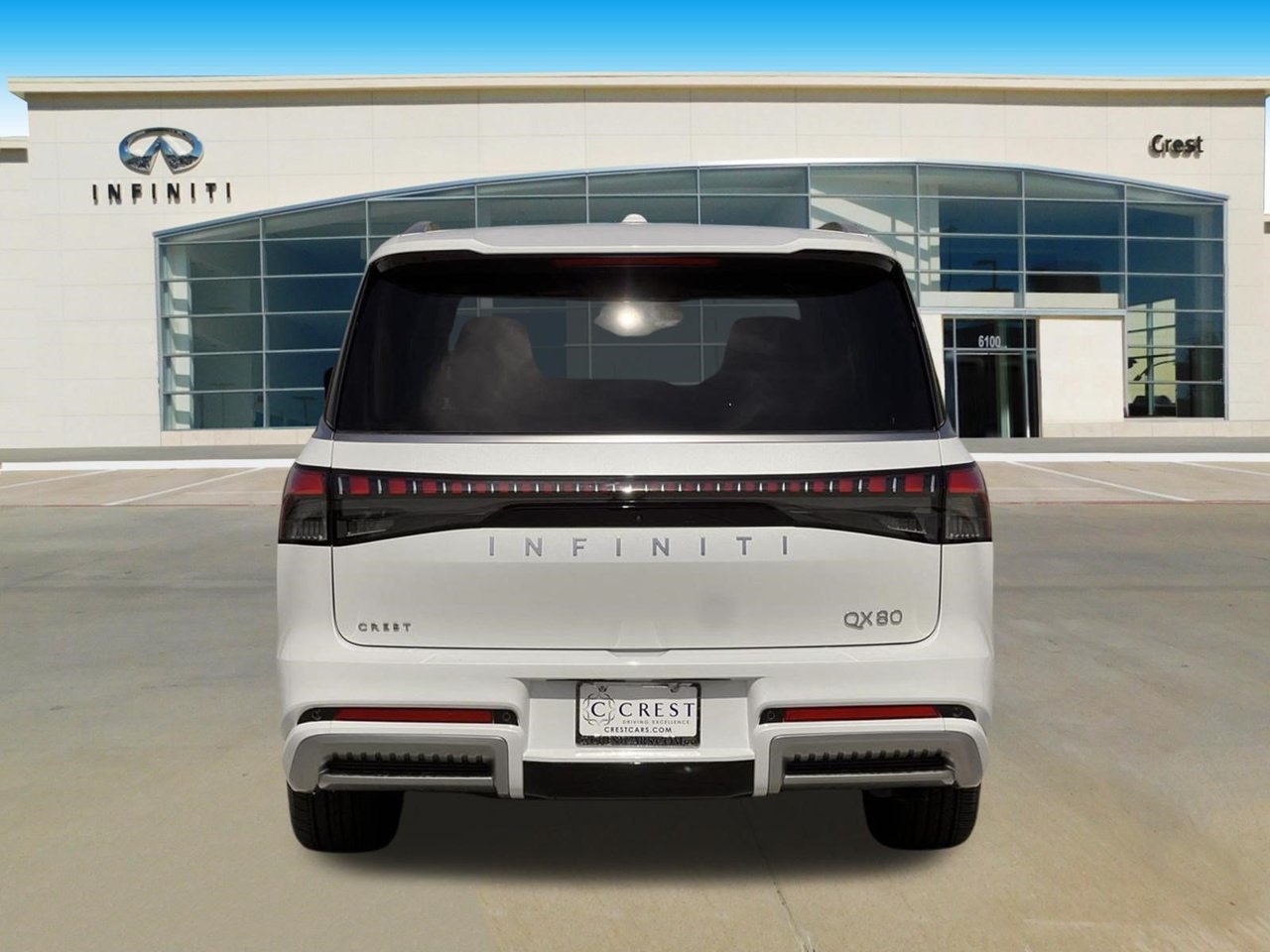 New 2027 INFINITI QX80 Luxe w/ Exterior Package RWD image 4