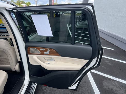 Used 2022 Mercedes-Benz GLS 450 4MATIC image 53